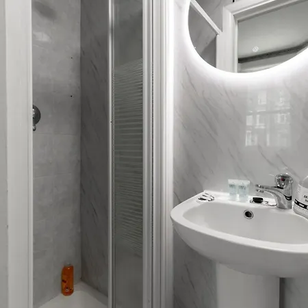 Orlando Hotel London Room photo