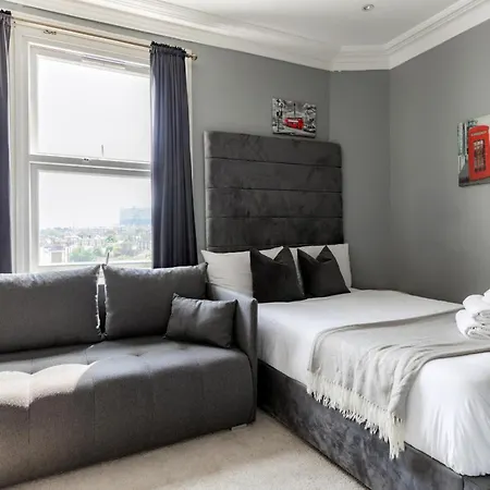 Orlando Hotel London Room photo