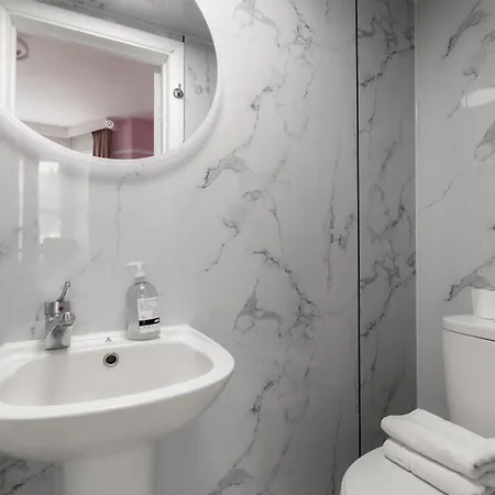 Orlando Hotel London Room photo