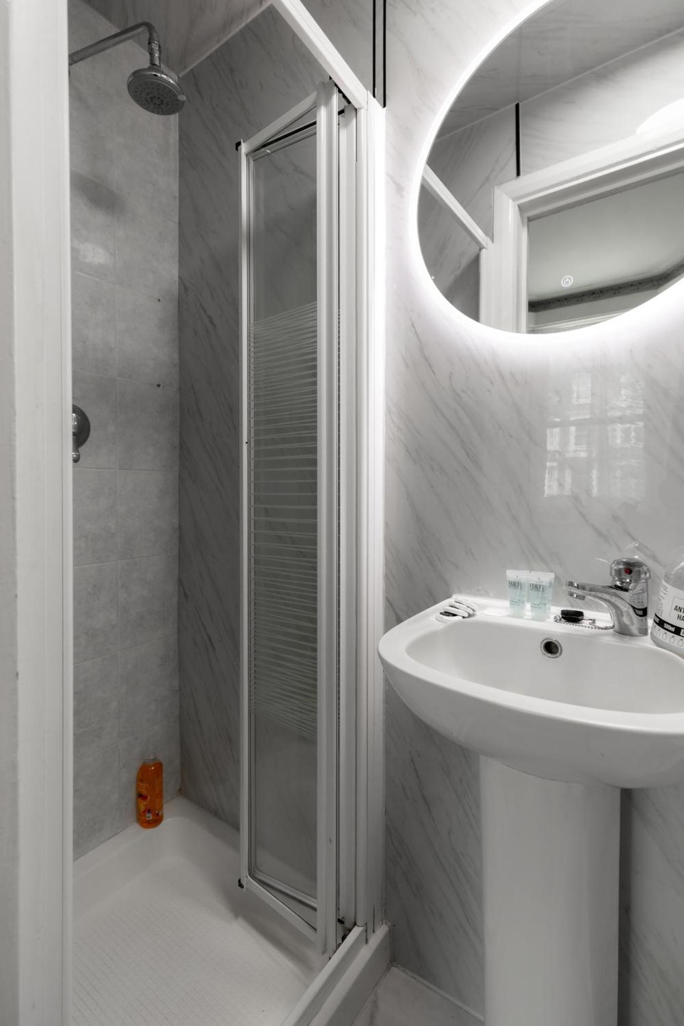 Orlando Hotel 2*